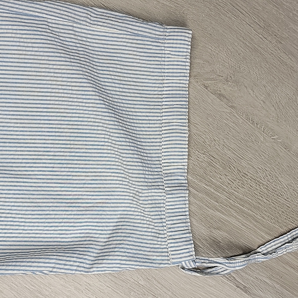 IZOD ladies blue and white striped size 8 Bermuda Shorts NWT [21] - Picture 4 of 12